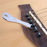 Accessoire indispensable pour guitaristes folk, facile et sûr à utiliser